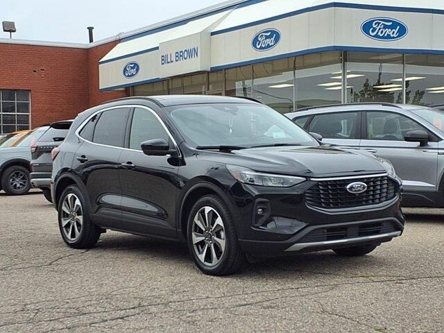 2024 Ford Escape Hybrid Platinum