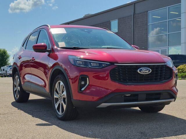 2023 Ford Escape Hybrid Platinum