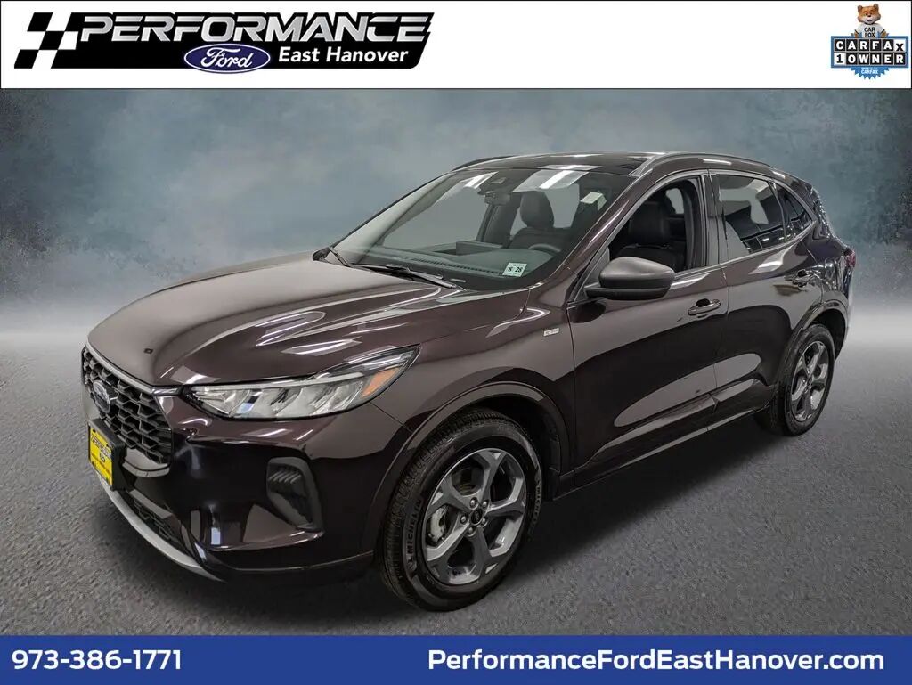 2023 Ford Escape ST-Line — photo 1 of 13