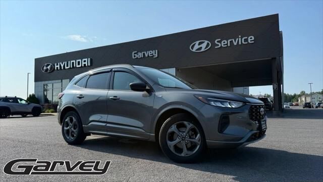 2023 Ford Escape ST-Line — photo 1 of 13