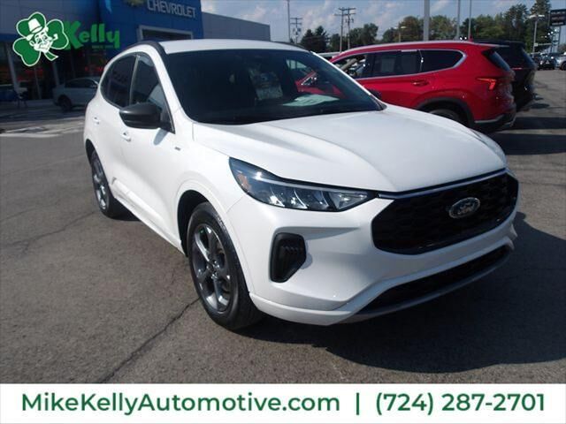 2024 Ford Escape ST-Line — photo 1 of 13