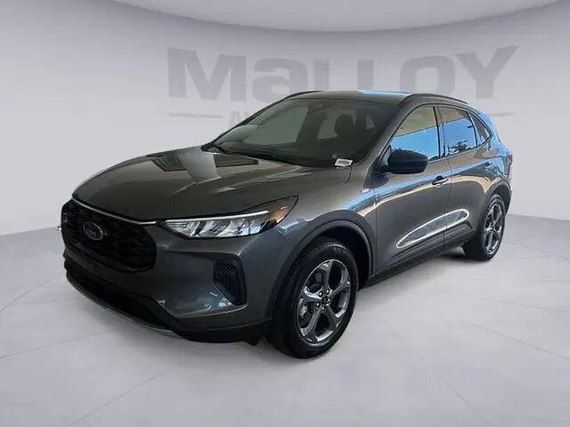 2025 Ford Escape ST-Line — photo 1 of 13