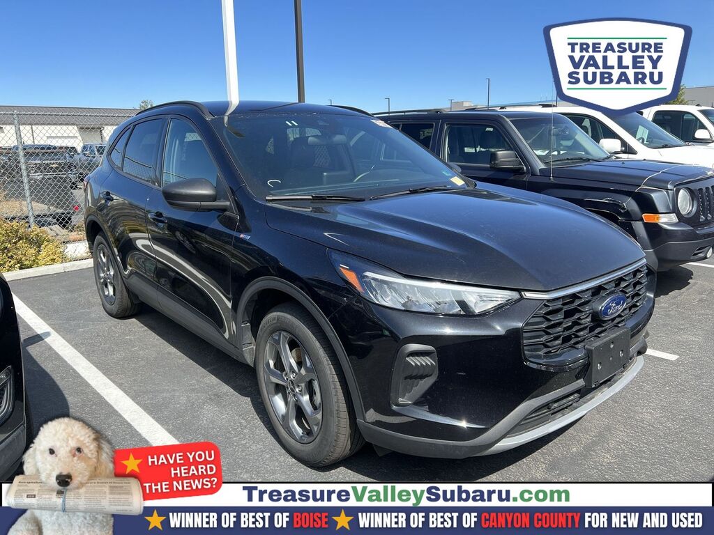 2025 Ford Escape ST-Line — photo 1 of 13
