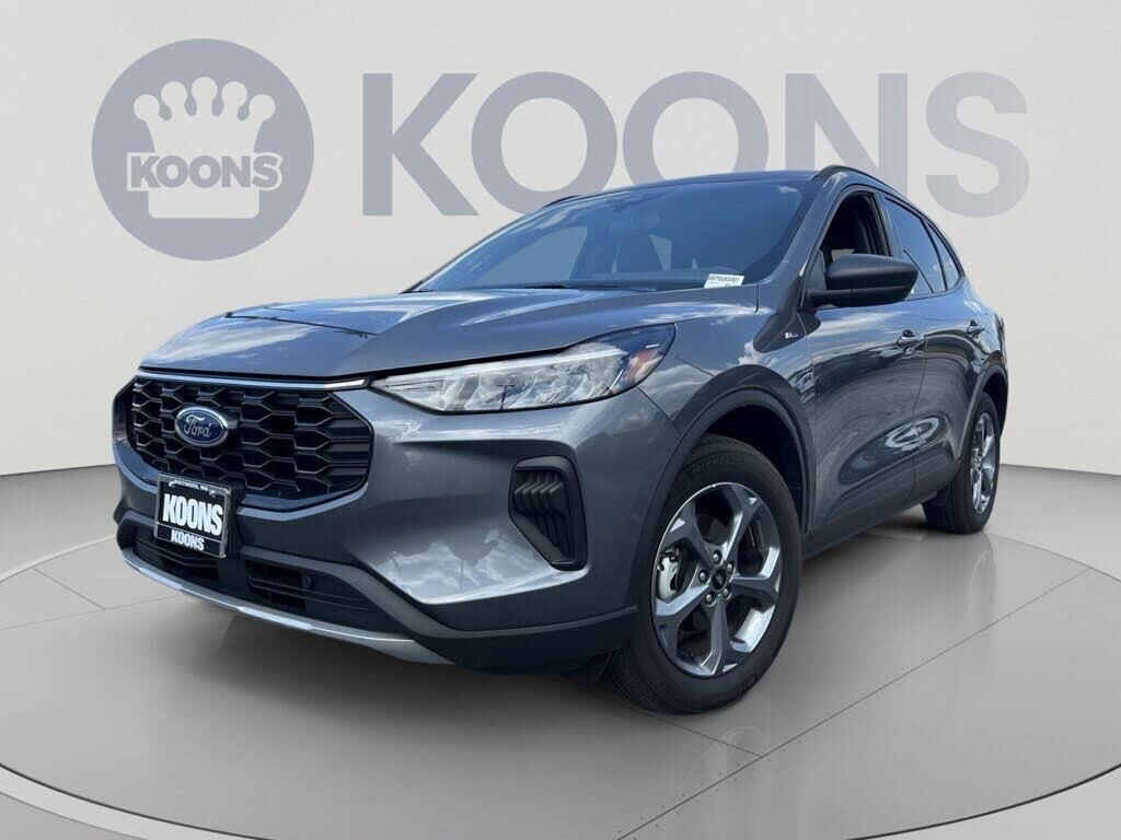 2025 Ford Escape ST-Line — photo 1 of 1
