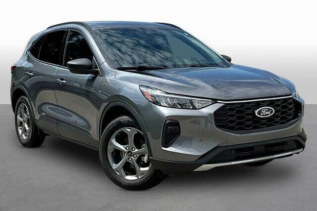 2025 Ford Escape ST-Line — photo 1 of 1