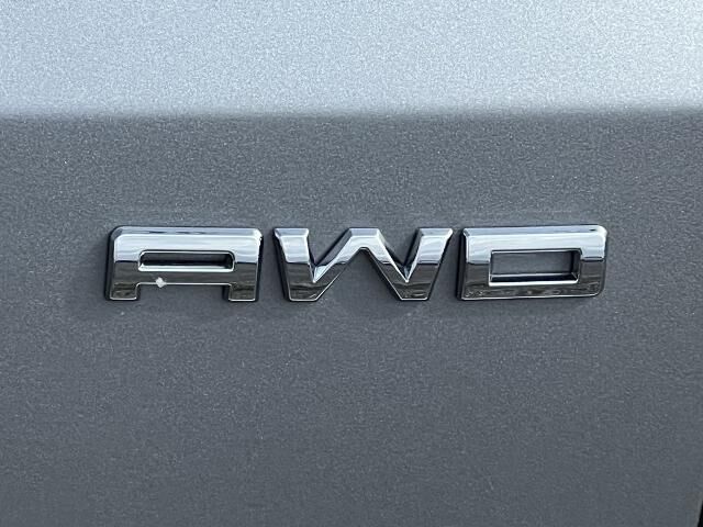 2024 Ford Escape ST-Line — photo 1 of 12