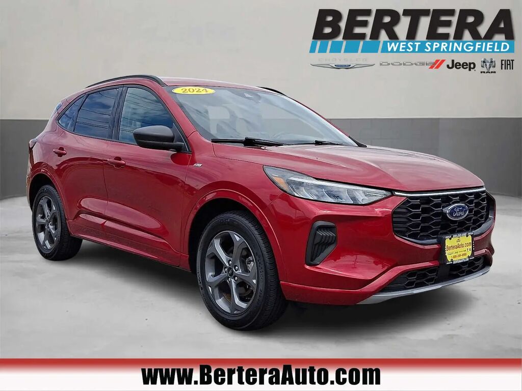 2024 Ford Escape ST-Line — photo 1 of 13