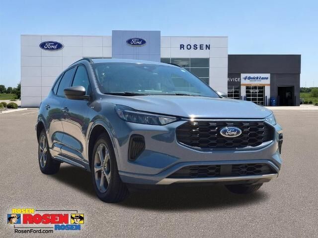 2024 Ford Escape ST-Line — photo 1 of 13