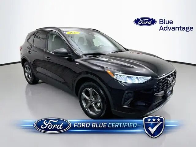 2025 Ford Escape ST-Line — photo 1 of 13