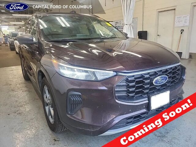 2023 Ford Escape ST-Line