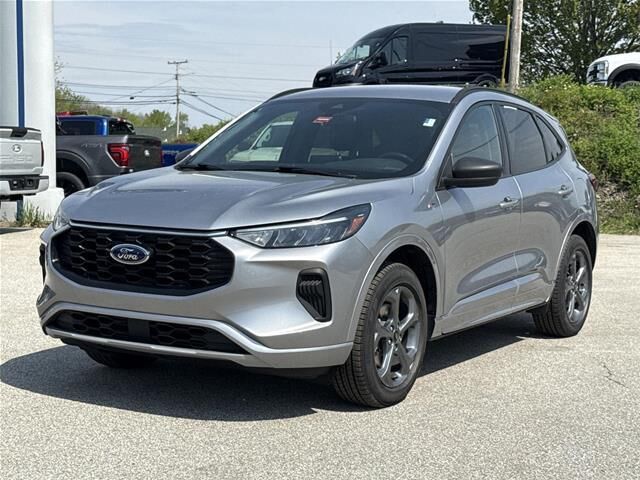 2024 Ford Escape ST-Line — photo 1 of 13