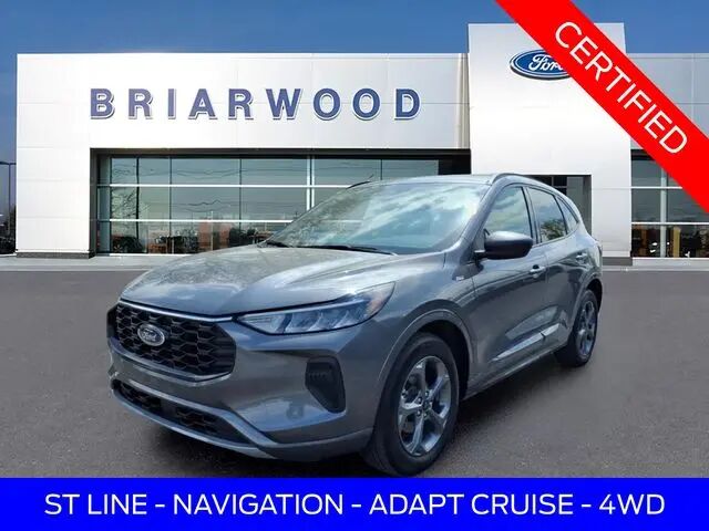 2023 Ford Escape ST-Line — photo 1 of 12