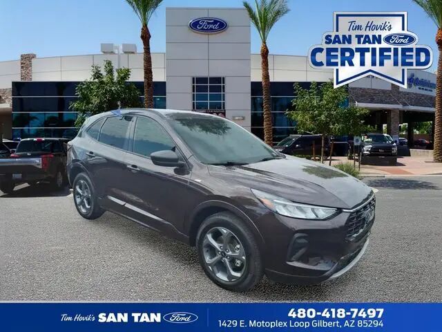 2023 Ford Escape ST-Line — photo 1 of 13
