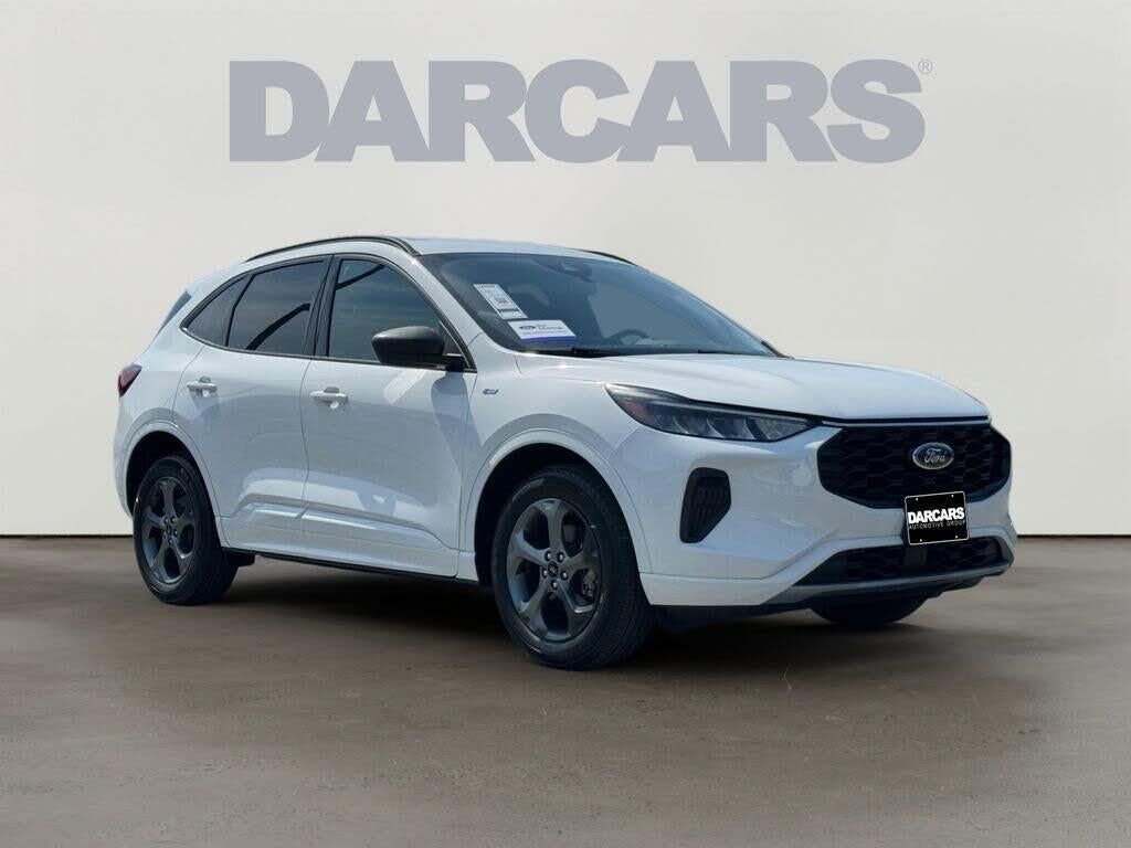 2023 Ford Escape ST-Line — photo 1 of 1