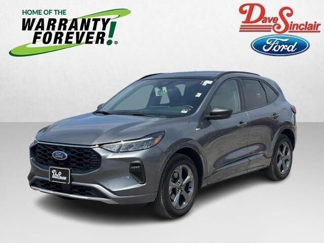 2024 Ford Escape ST-Line — photo 1 of 8