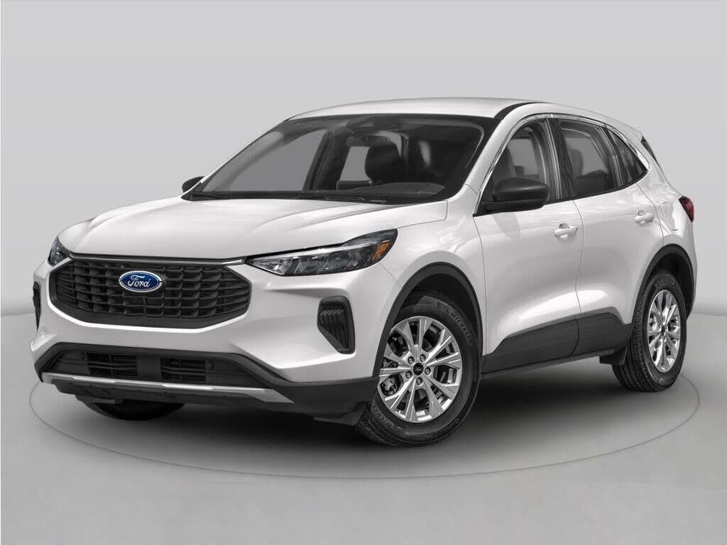 2024 Ford Escape ST-Line — photo 1 of 14
