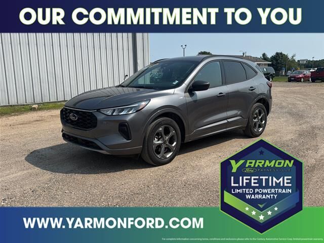 2024 Ford Escape ST-Line