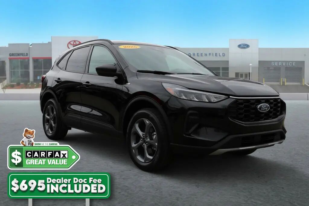 2025 Ford Escape ST-Line — photo 1 of 13