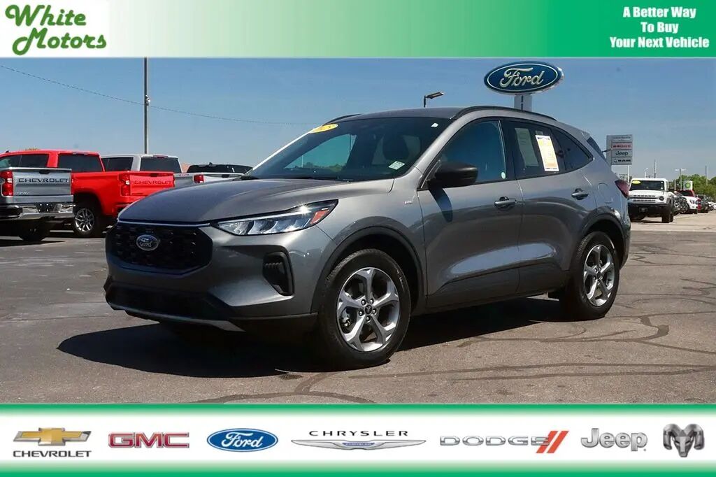 2025 Ford Escape ST-Line — photo 1 of 13