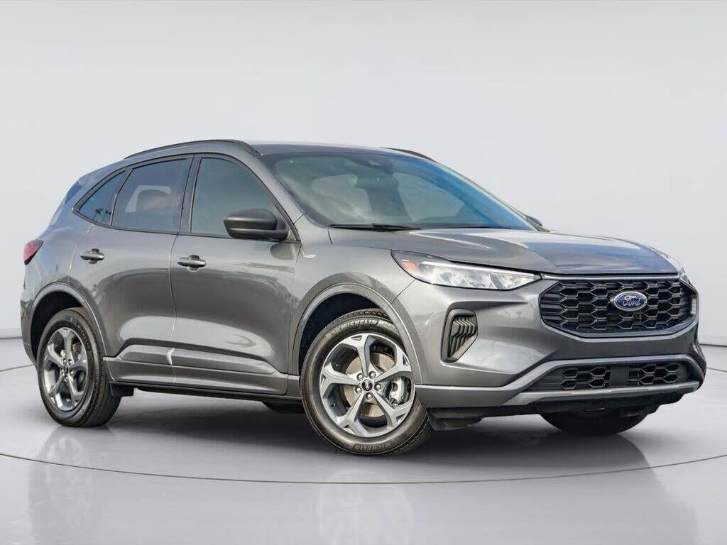 2023 Ford Escape ST-Line — photo 1 of 1