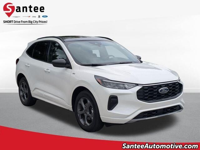 2023 Ford Escape ST-Line — photo 1 of 13