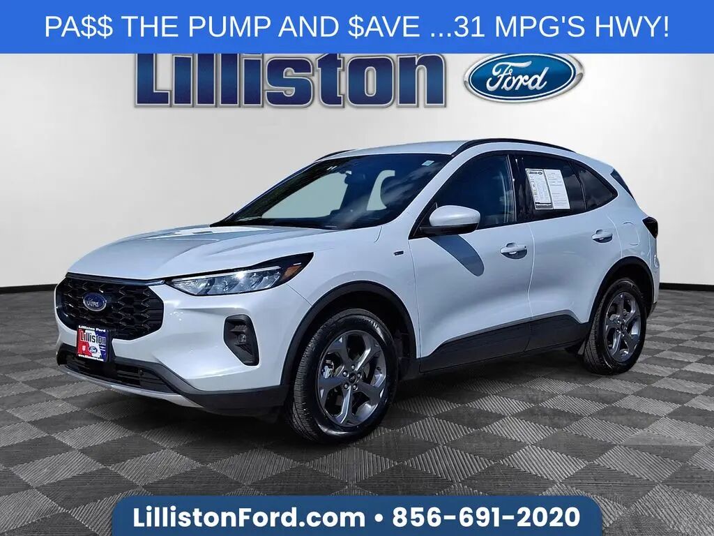 2025 Ford Escape ST-Line Select — photo 1 of 13