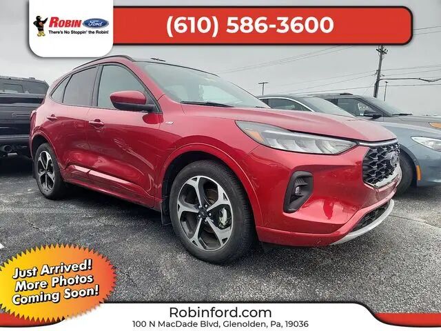 2023 Ford Escape ST-Line Select