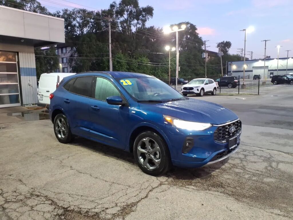 2023 Ford Escape ST-Line Select — photo 1 of 1