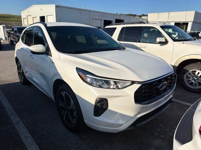 2024 Ford Escape ST-Line Select