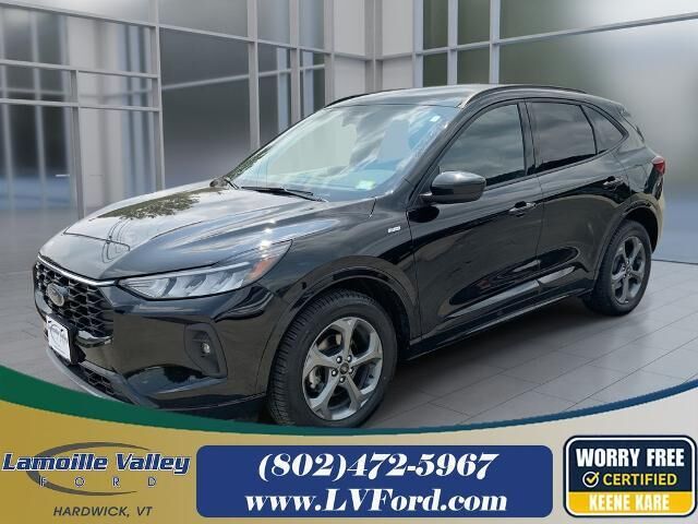 2023 Ford Escape ST-Line Select