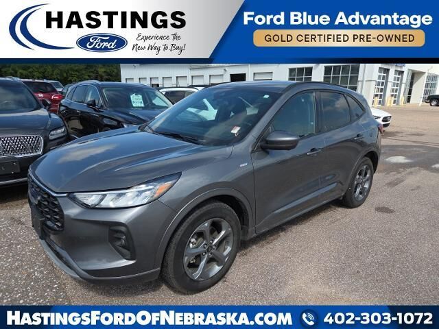 2023 Ford Escape ST-Line Select