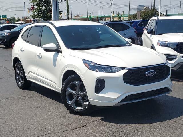 2023 Ford Escape ST-Line Select