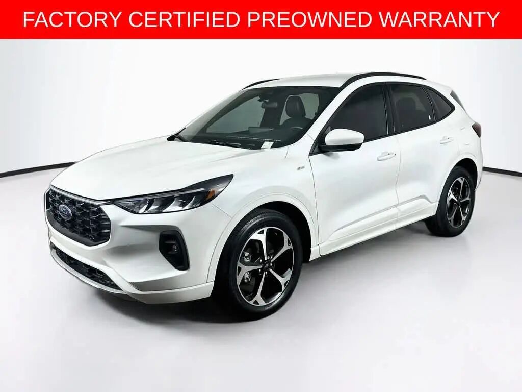 2023 Ford Escape ST-Line Select — photo 1 of 13