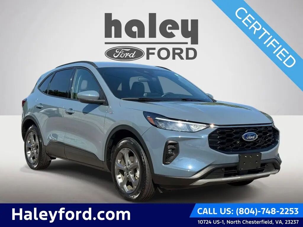 2025 Ford Escape ST-Line Select — photo 1 of 13