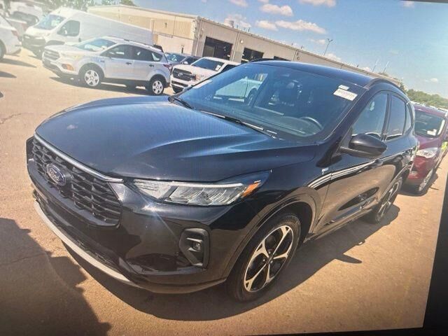 2024 Ford Escape ST-Line Select