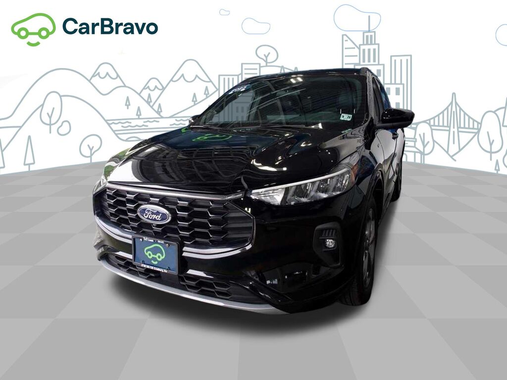 2023 Ford Escape ST-Line Select — photo 1 of 7