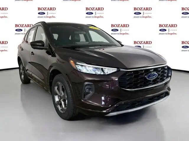 2023 Ford Escape ST-Line Select — photo 1 of 11