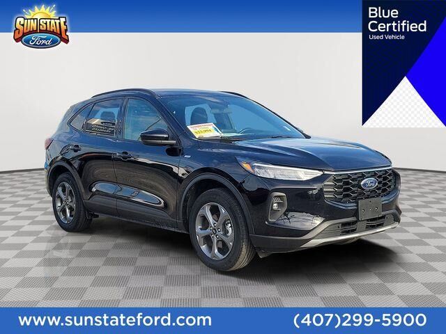 2025 Ford Escape ST-Line Select — photo 1 of 13