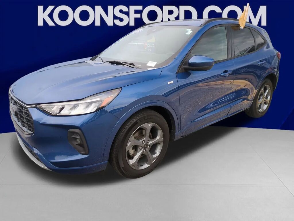 2023 Ford Escape ST-Line Select — photo 1 of 13