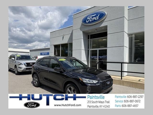2025 Ford Escape ST-Line Select — photo 1 of 13