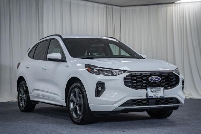 2023 Ford Escape Hybrid ST-Line Select