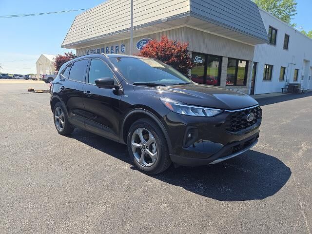 2025 Ford Escape Hybrid ST-Line Select