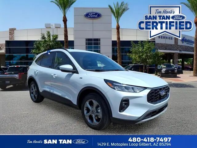 2025 Ford Escape Hybrid ST-Line Select — photo 1 of 13
