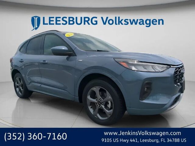 2023 Ford Escape Hybrid ST-Line Select