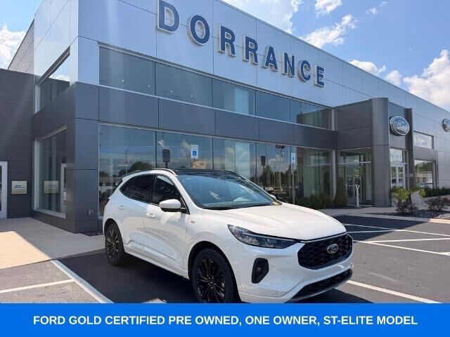 2024 Ford Escape ST-Line Elite — photo 1 of 13