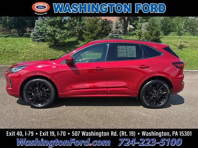 2023 Ford Escape ST-Line Elite