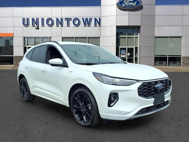 2023 Ford Escape ST-Line Elite