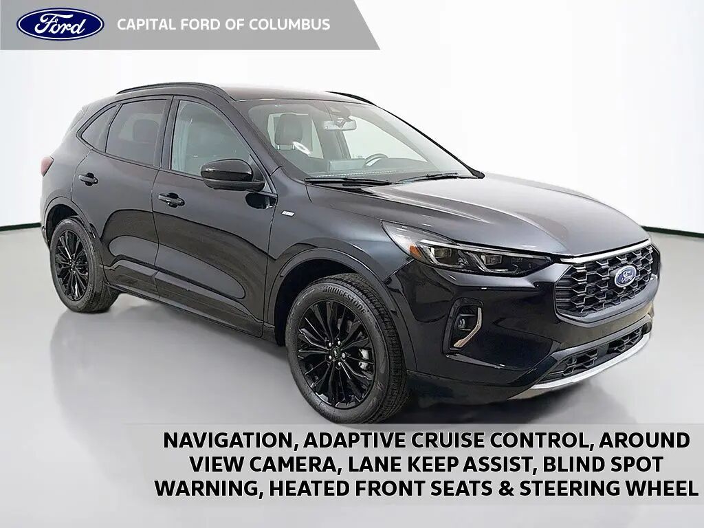 2023 Ford Escape ST-Line Elite — photo 1 of 10