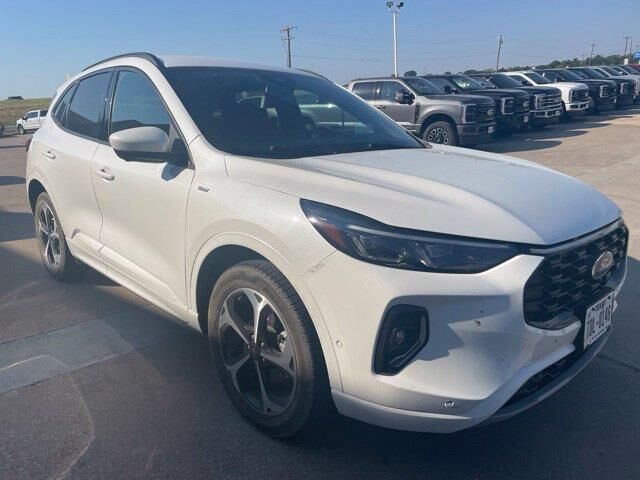 2023 Ford Escape ST-Line Elite