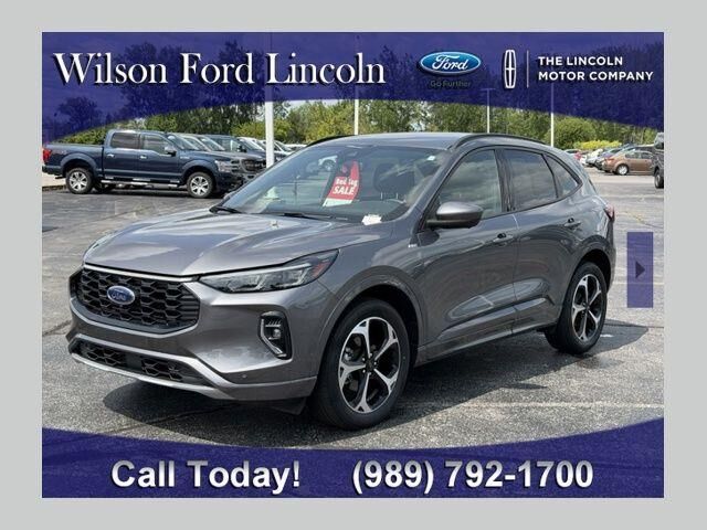 2023 Ford Escape ST-Line Elite